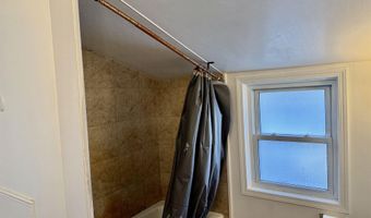 711 Francisco Ave, Alma, MI 48801