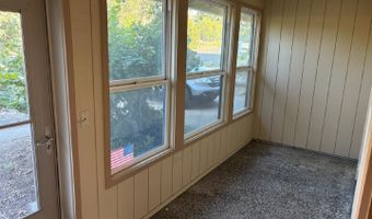 795 Oak Knoll Dr, Ashland, OR 97520