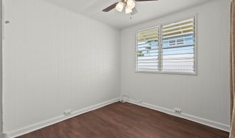 755 Kaipii St, Kailua, HI 96734