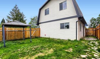 102 SE 3RD St, Battle Ground, WA 98604