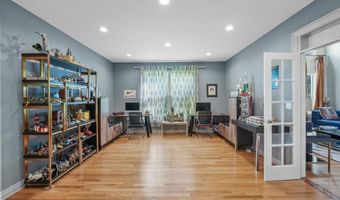 301 BERKLEY Ave, Belle Mead, NJ 08502