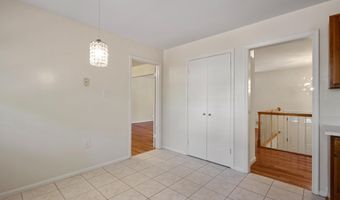 4300 ROBERTS Ave, Annandale, VA 22003