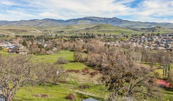 852 Oak St, Ashland, OR 97520