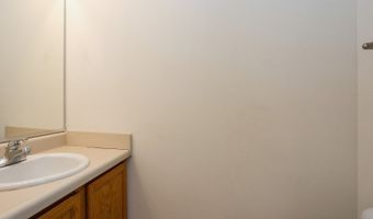 1246 SE Village View Ln, Ankeny, IA 50021