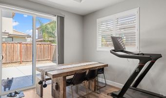 761 Razorbill St, Vacaville, CA 95688