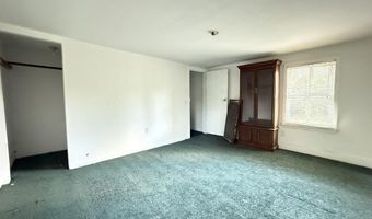 225 Jones Rd 104, Barnegat, NJ 08005