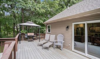 8905 Conservancy Dr NE, Ada, MI 49301