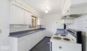 121 Buena Vista Ave, Cody, WY 82414