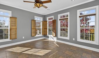 625 NW Locust St, Abingdon, VA 24210