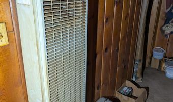 4233 Swan Lake Dr, Allegan, MI 49010