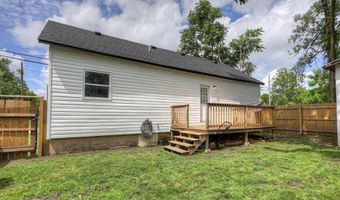 421 W 6th St, Baxter Springs, KS 66713