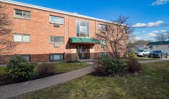 592 American Legion Hwy #2, Boston, MA 02131