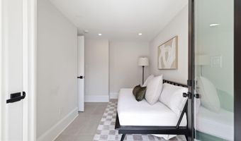 5023 FULTON St NW, Washington, DC 20016