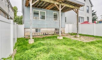 54 W 4TH St, Bayonne, NJ 07002