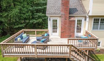 28 Old Harvard Rd, Boxborough, MA 01719
