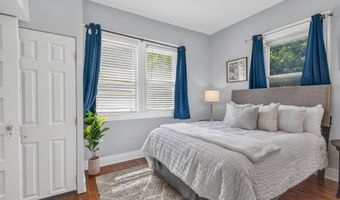 826 CEDARCROFT Rd, Baltimore, MD 21212