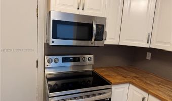 9500 W Bay Harbor Dr 7H, Bay Harbor Islands, FL 33154