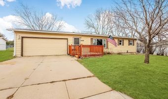 2105 E Sylvan Cir, Brandon, SD 57005