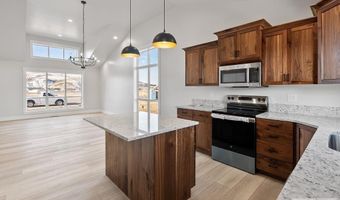 1082 Alpine Ave, Chubbuck, ID 83202