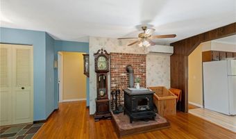 329 Hog House Hill Rd, Exeter, RI 02822