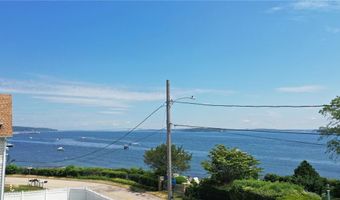 20 Roxbury Rd, Narragansett, RI 02882