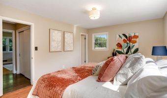 8108 BEECH TREE Rd, Bethesda, MD 20817