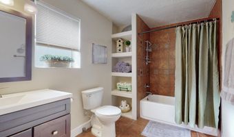 1613 Morningside Dr NE, Albuquerque, NM 87110