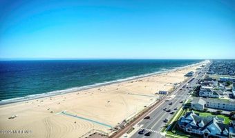 5 Ocean Ave 5B, Belmar, NJ 07719
