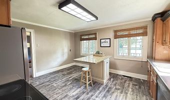 237 E Dahlstrom Ave, Appleton, MN 56208