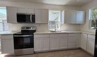 415 N 3rd St, Aberdeen, SD 57401
