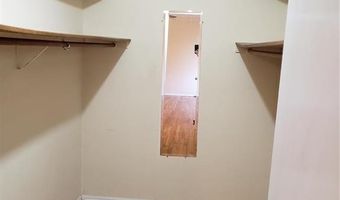 803 Clayworth Dr, Ballwin, MO 63011