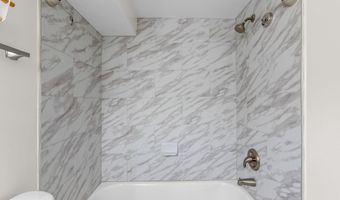 925 DECATUR St NW, Washington, DC 20011