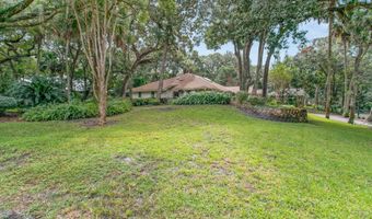 1895 HICKORY Ln, Atlantic Beach, FL 32233