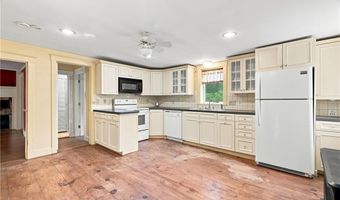 225 Iron Mine Hill Rd, North Smithfield, RI 02896