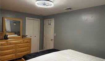 190 Capron Farm Dr, Warwick, RI 02886