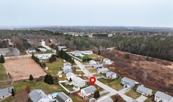 39 Whisper Dr, Bangor, ME 04401