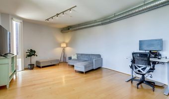 3800 LANGSTON Blvd 202, Arlington, VA 22207