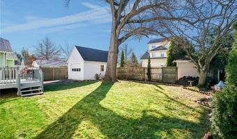 26 Keith Ave, Cranston, RI 02910