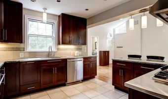 5013 BROOKDALE Rd, Bethesda, MD 20816