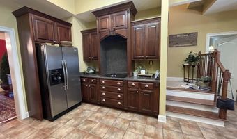 96 CLYDESGATE, Atoka, TN 38004