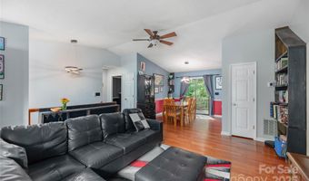 2 Muirfield Ct, Arden, NC 28704