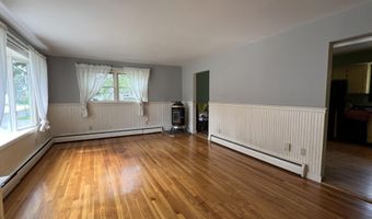 277 Pearl St, Bangor, ME 04401