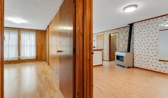 4 Long St, Barre, VT 05641