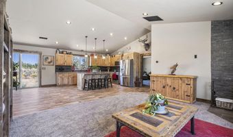 25480 Bachelor Ln, Bend, OR 97701