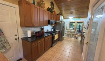 14 Wards Hill Rd, Baldwin, ME 04091