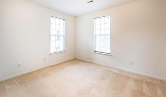 854 W Summerfield Glen Cir W 116, Ann Arbor, MI 48103