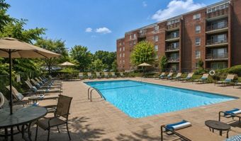 50-56 Broadlawn Park 414, Boston, MA 02467