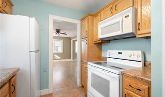 607 11th St SW, Austin, MN 55912