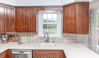 108 Goldfinch Mdws, Allamuchy Twp., NJ 07840