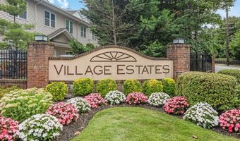 130 Francesca Way, Amityville, NY 11701